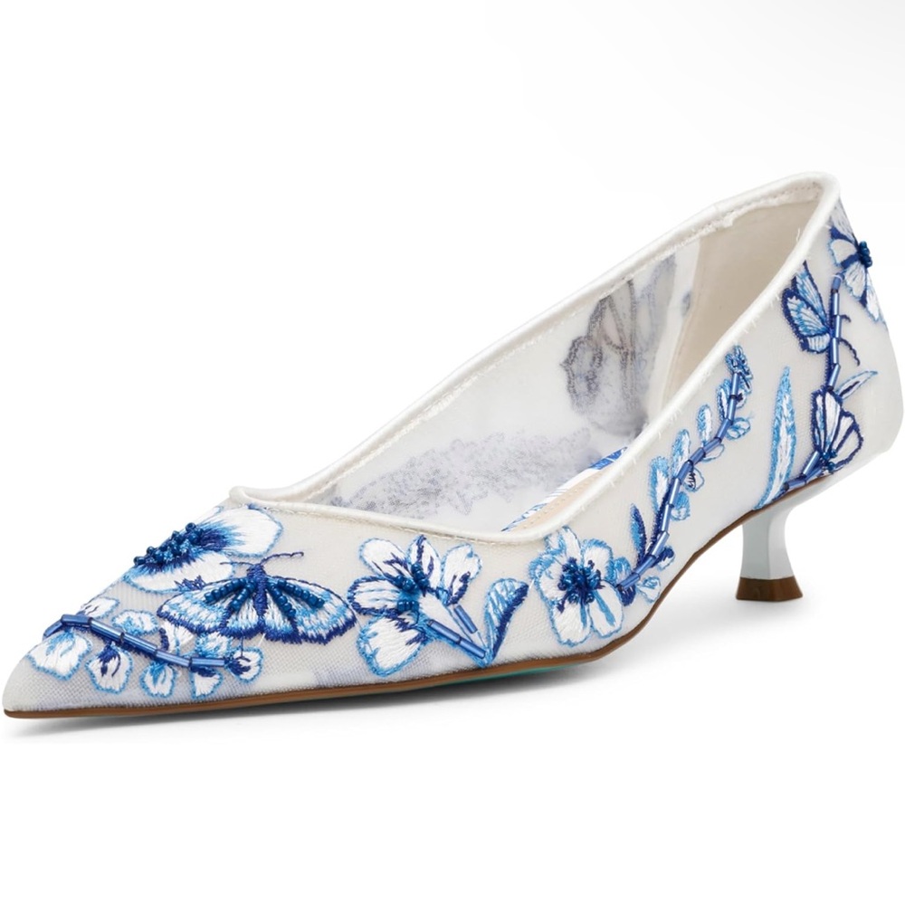Betsey Johnson Santo Embroidered Blue Floral Pump - SHIPS FREE